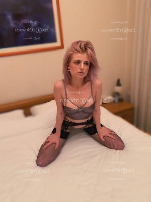 Gaelle-anne free sex ads in Hyattsville MD & incall escort