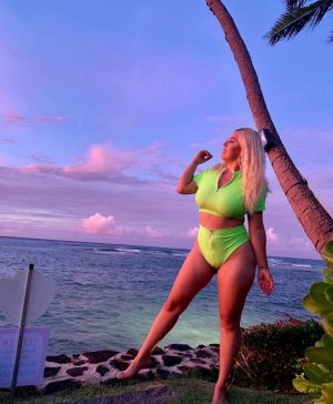 Marie-louisa outcall escort in Doral